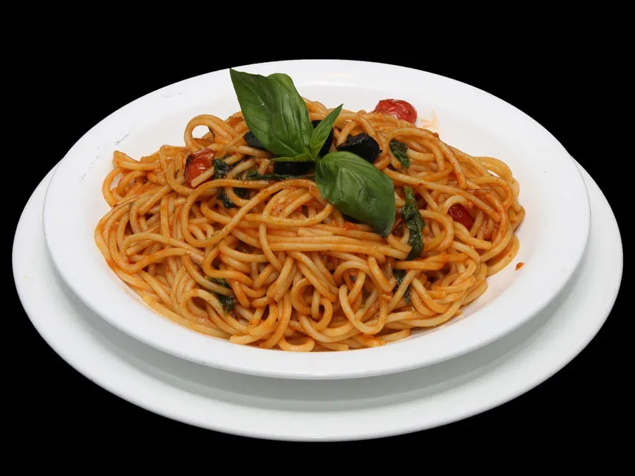 Espaguete caprese